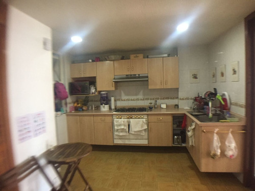 Imagen 14 de 30 de Venta De Departamento Amplio Con Balcón En Temístocles Polan