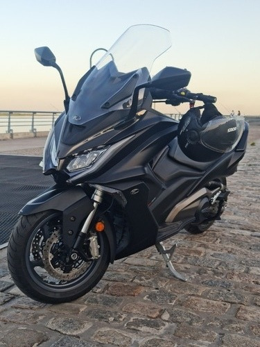 Imagen 7 de 11 de Kymco Ak 550 /2021 / 1.300 Km