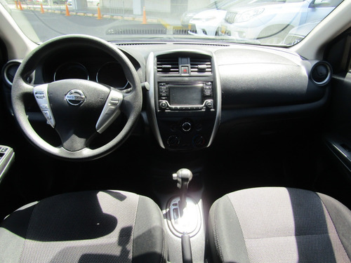 Nissan Versa Advance Automatico