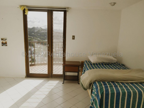 Mb Apartamento (pent-house) En Venta En Colinas De Bello Monte, Distrito Metropolitano