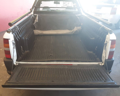 Imagem 10 de 10 de Ford Courier 1.6 Mpi L 8v Flex 2p Manual