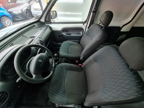 Renault Kangoo 1.6 Furgon Ph3 Confort Pack 5as Lc 2017