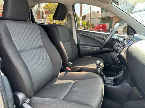 Toyota Etios 1.5 Sedan X