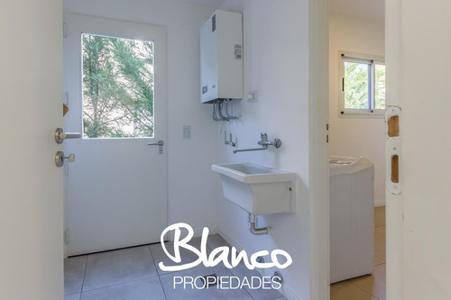 Excelente Propiedad, De Dos Plantas, Dentro Del Barrio Las Tipas - Nordelta