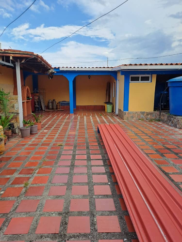 Venta De Aparto Quinta En San Felipe, Yaracuy. - 1627 Inmobiliaria Maggi.