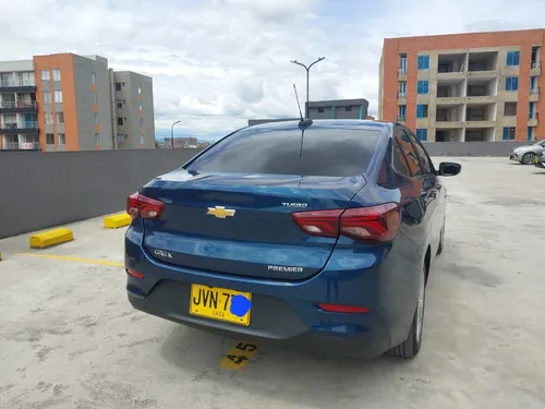 Chevrolet Onix 1.0 Premier