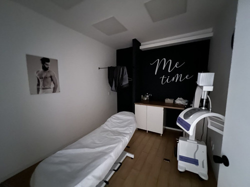 Local Comercial De 91 M2 En Lomas Verdes