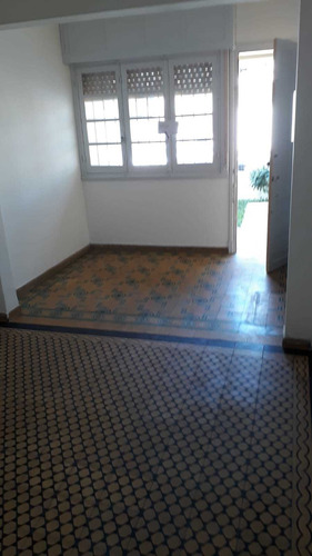 Imagen 4 de 12 de Oferta! Casa En Una Planta Muy Soleada Con Garaje Av Burgues