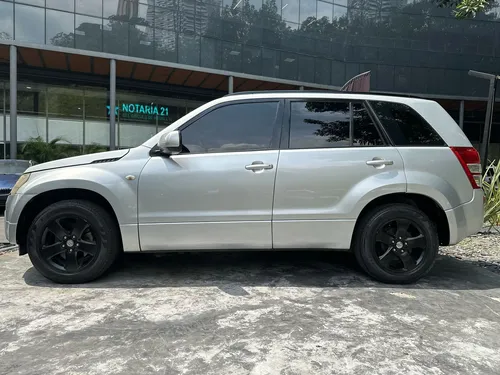 Suzuki Grand Vitara 2.0 Sz