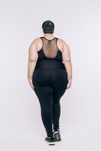 Imagem 2 de 8 de Legging Plus Size Wonder Size Lisa Emana® Plus Preta