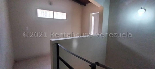 Imagen 10 de 30 de Casa En Venta En La Piedad Cabudare Lara 0-4-2-4-5-9-3-7-5-4-2, Código Rent-a-house Mls: 22-12284