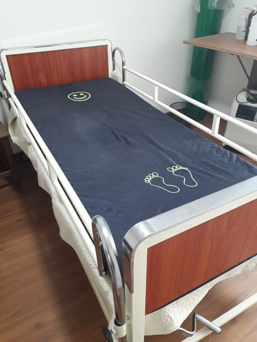 Cama Ortopedica Manual + Colchón Antiescaras Importado 