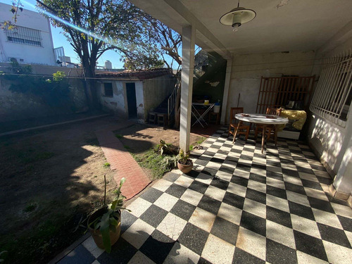 Imagen 7 de 25 de Venta Casa Quilmes Oeste 3 Amb Jardin Y Cochera