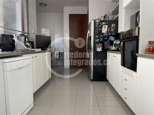 Imagen 12 de 26 de Casa En Venta De 6 Dormitorios En Lo Barnechea