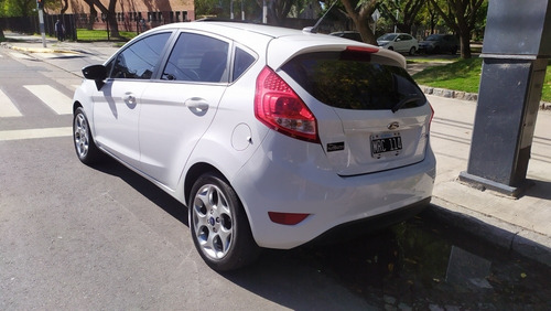 Ford Fiesta Kinetic Design 1.6 Design 120cv Titanium 2013