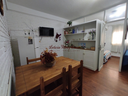 Imagen 1 de 8 de Apartamento En Venta, Punta Del Este, Brava 2 Dormitorios