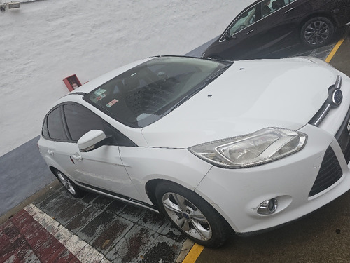 Ford Focus Ford Focus 1.6 S 4p