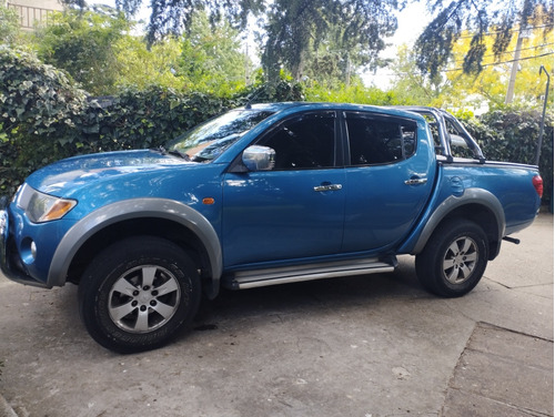 Mitsubishi L200 2.5 Did Cab Doble At 4x4