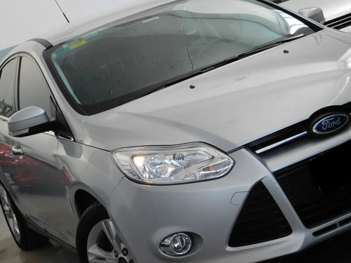 Ford Focus Iii 2.0 Sedan Se - Dubai Autos