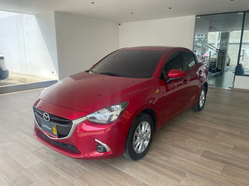 Mazda 2 1.5 Touring Sedan