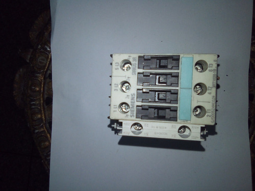 Contactor Trifasico Siemens 3rt1026. Bobina 24 Voltios Dc.