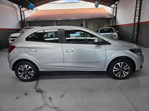 Chevrolet Onix LTZ 1.4 FLEX