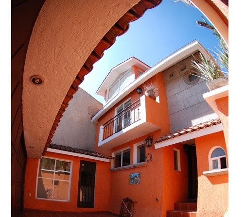 Imagen 2 de 14 de Bella Casa En La Alteña 1