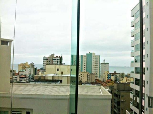Imagem 20 de 20 de Ótimo Apartamento Em Meia Praia!!! - Av193 - 3295873