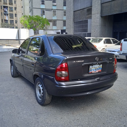 Imagen 4 de 9 de Chevrolet Corsa 2001