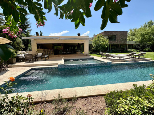 Vendo Moderna Casa Hormigón 6d 5b Orilla Cancha Las Brisas