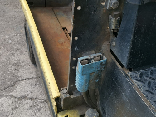 Imagen 10 de 15 de Montacargas Eléctrico Marca Hyster, Modelo E60z-33, Año 2011