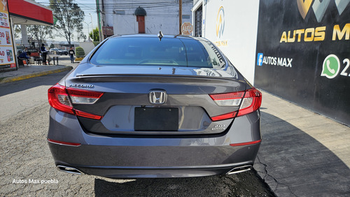 Honda Accord 2.0 Touring At