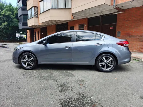 Kia Cerato Pro 2da Generación Mod 2017 Caja Sexta Mecanico