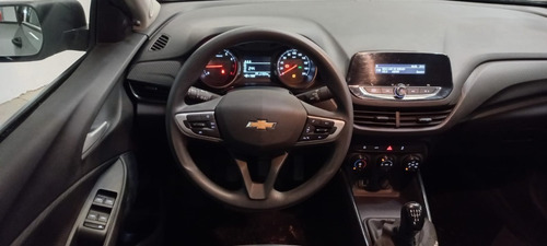 Imagen 8 de 15 de Chevrolet Onix Plus 1.2