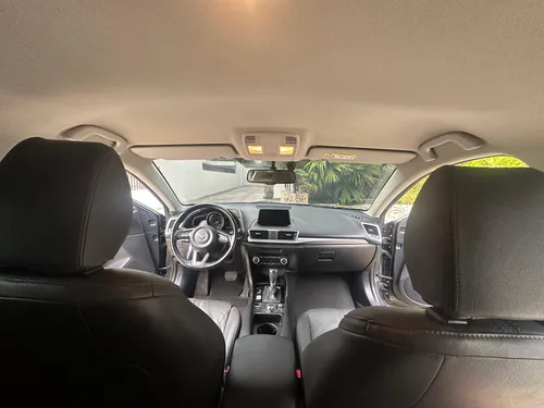 Mazda 3 2.0 Touring At
