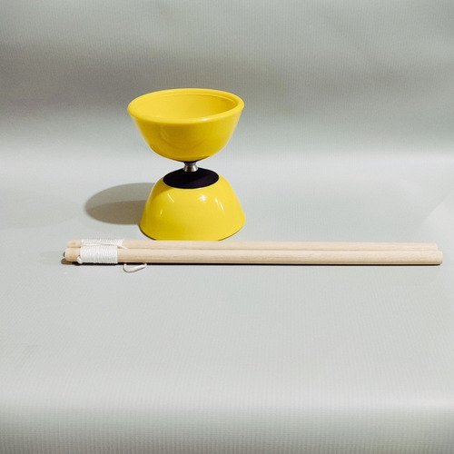 Diabolo Profissional 100mm Ioiô Chines Pró Malabares Amarelo