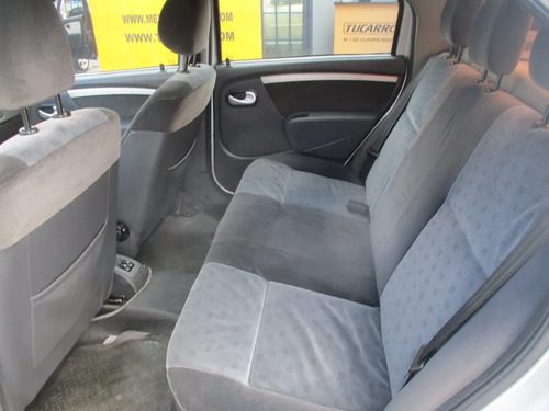 Renault Logan   1600cc Mt Aa