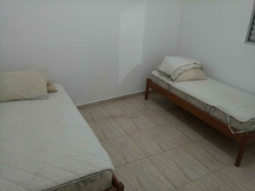 Casa Para Alugar Na Avenida Ilda Rosa Da Cunha, Ribeirópolis, Praia Grande - Sp - Liv-4048