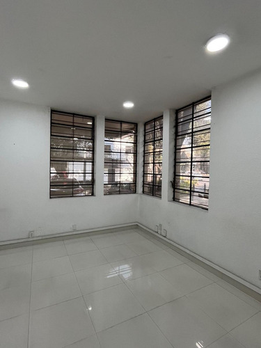 Casa De 825m2 En Anzures, Cdmx