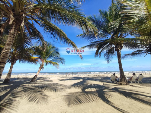 Remax Vende Apartamento En Tucacas, Listo Para Disfrutar, En Edificio Roca Marina.