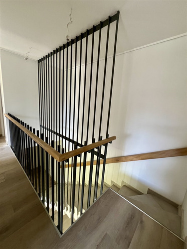 Depto.duplex En Venta 3dorm/3baños/2est./bod/la Dehesa/c.ale