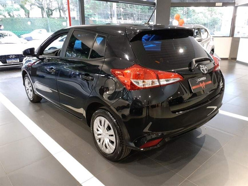 Toyota Yaris 1.3 16V FLEX XL LIVE MULTIDRIVE