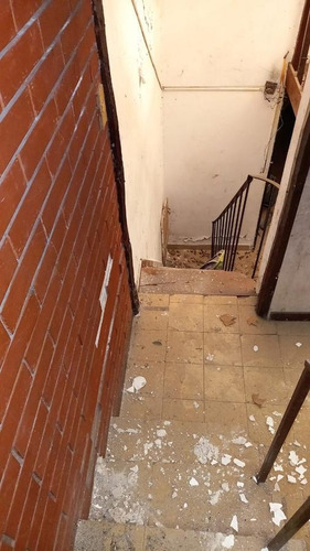 Imagen 10 de 30 de Venta De Casa De 3 Niveles Con Terraza Y Patio En Caballito