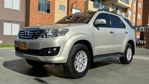 Toyota Fortuner 2.7l 4x2