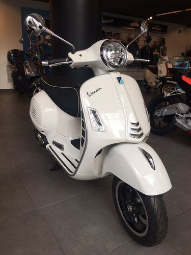 Vespa Gts 300