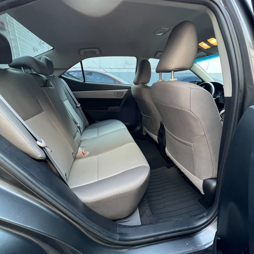 Imagen 11 de 16 de Toyota Corolla Xei 4p 2017