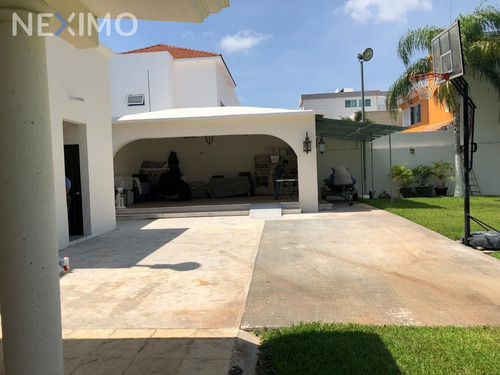 Imagen 4 de 5 de Venta De Terreno Habitacional Sobre Av Nizuc Cancun Quintana Roo