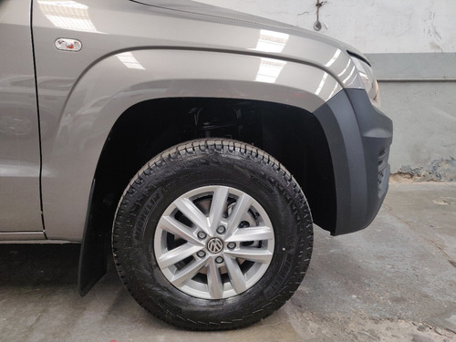 Imagen 5 de 10 de Amarok Dc 2.0l Tdi 140cv Trendline Llantas 16