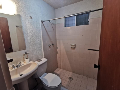 Imagen 6 de 12 de Casa Sola En Venta Villa California