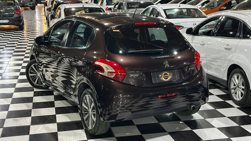 Peugeot 208 1.6 Allure